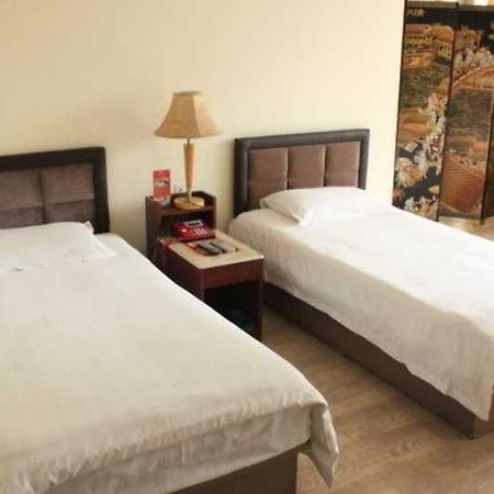 צ'ינגדאו Fortune Business Hotel מראה חיצוני תמונה