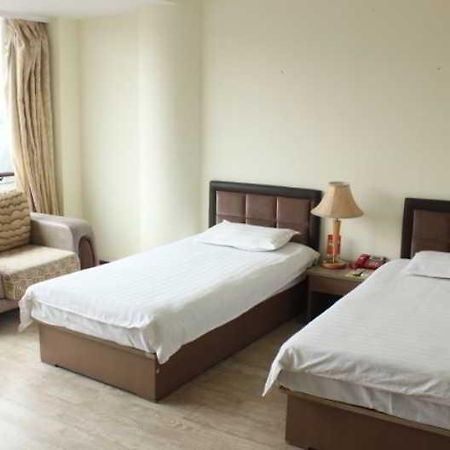 צ'ינגדאו Fortune Business Hotel מראה חיצוני תמונה
