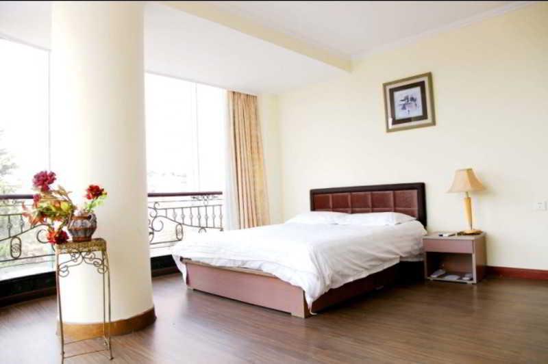 צ'ינגדאו Fortune Business Hotel מראה חיצוני תמונה