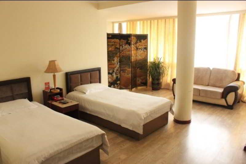 צ'ינגדאו Fortune Business Hotel מראה חיצוני תמונה