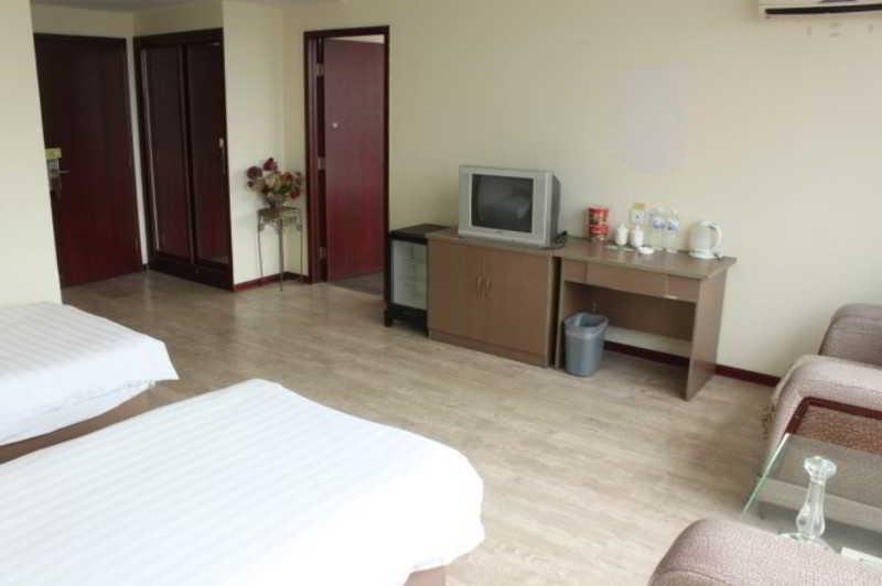 צ'ינגדאו Fortune Business Hotel מראה חיצוני תמונה