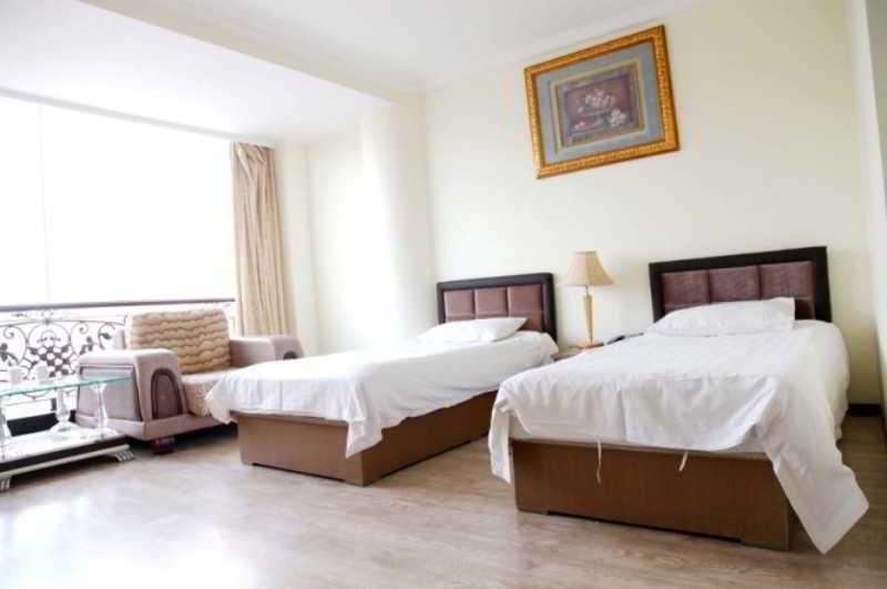 צ'ינגדאו Fortune Business Hotel מראה חיצוני תמונה