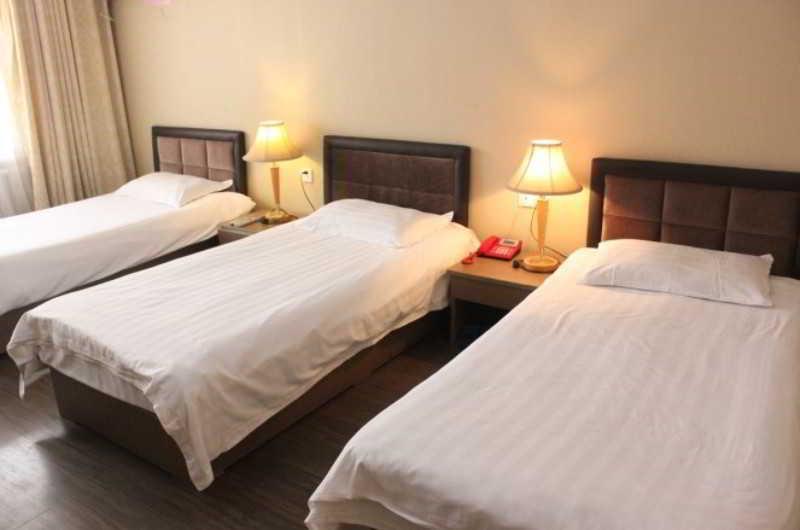 צ'ינגדאו Fortune Business Hotel מראה חיצוני תמונה