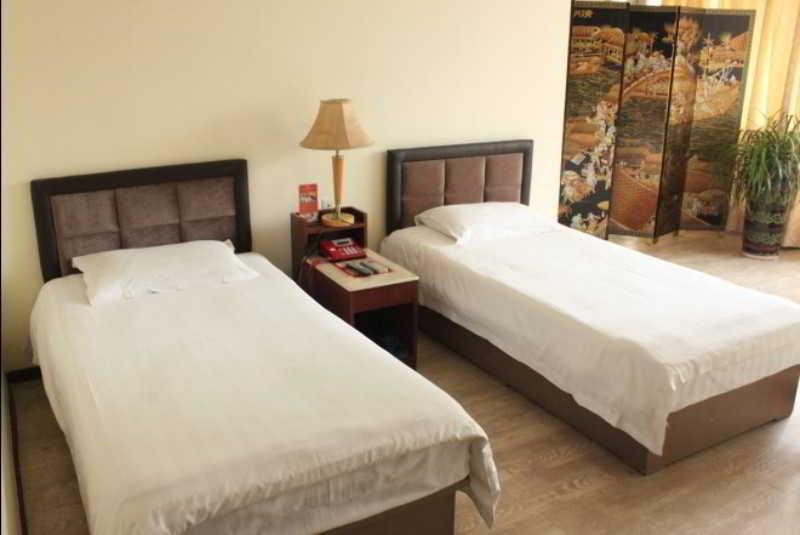 צ'ינגדאו Fortune Business Hotel מראה חיצוני תמונה